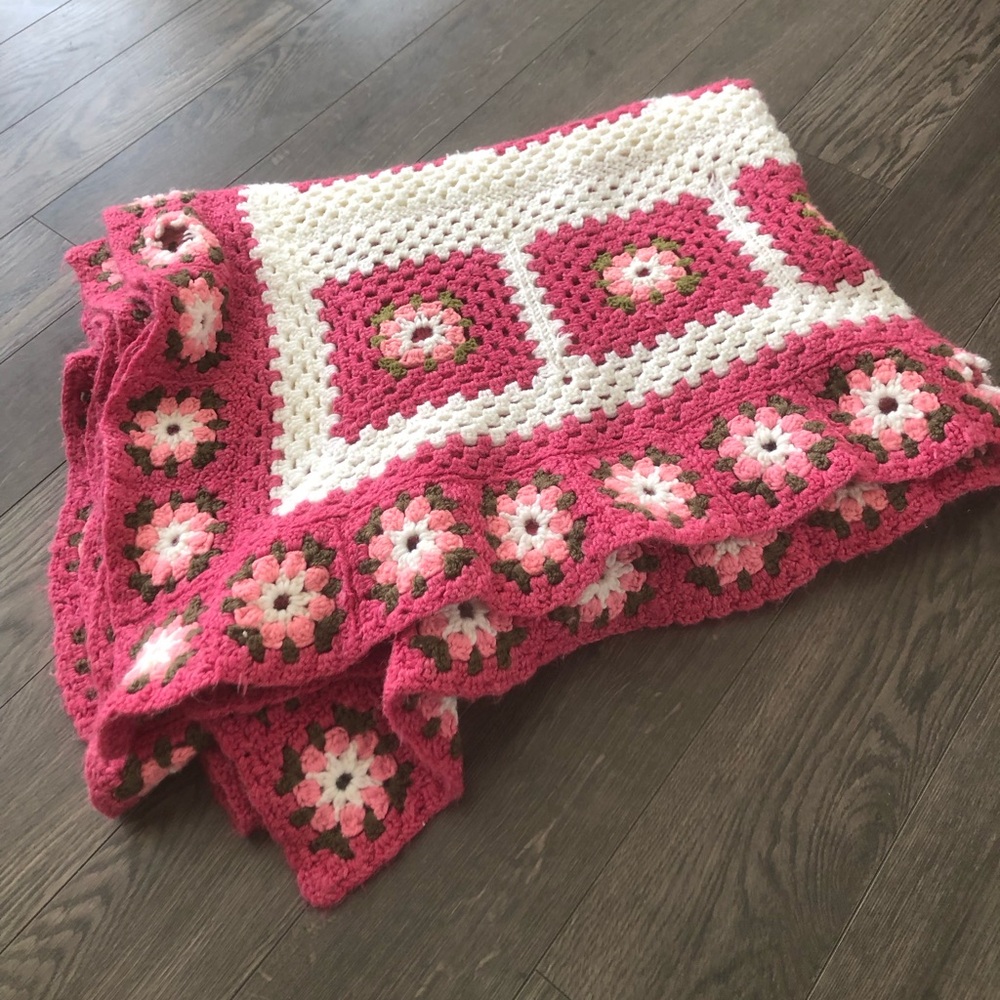Granny Square Handmade Crotchet Blanket Pink Floral